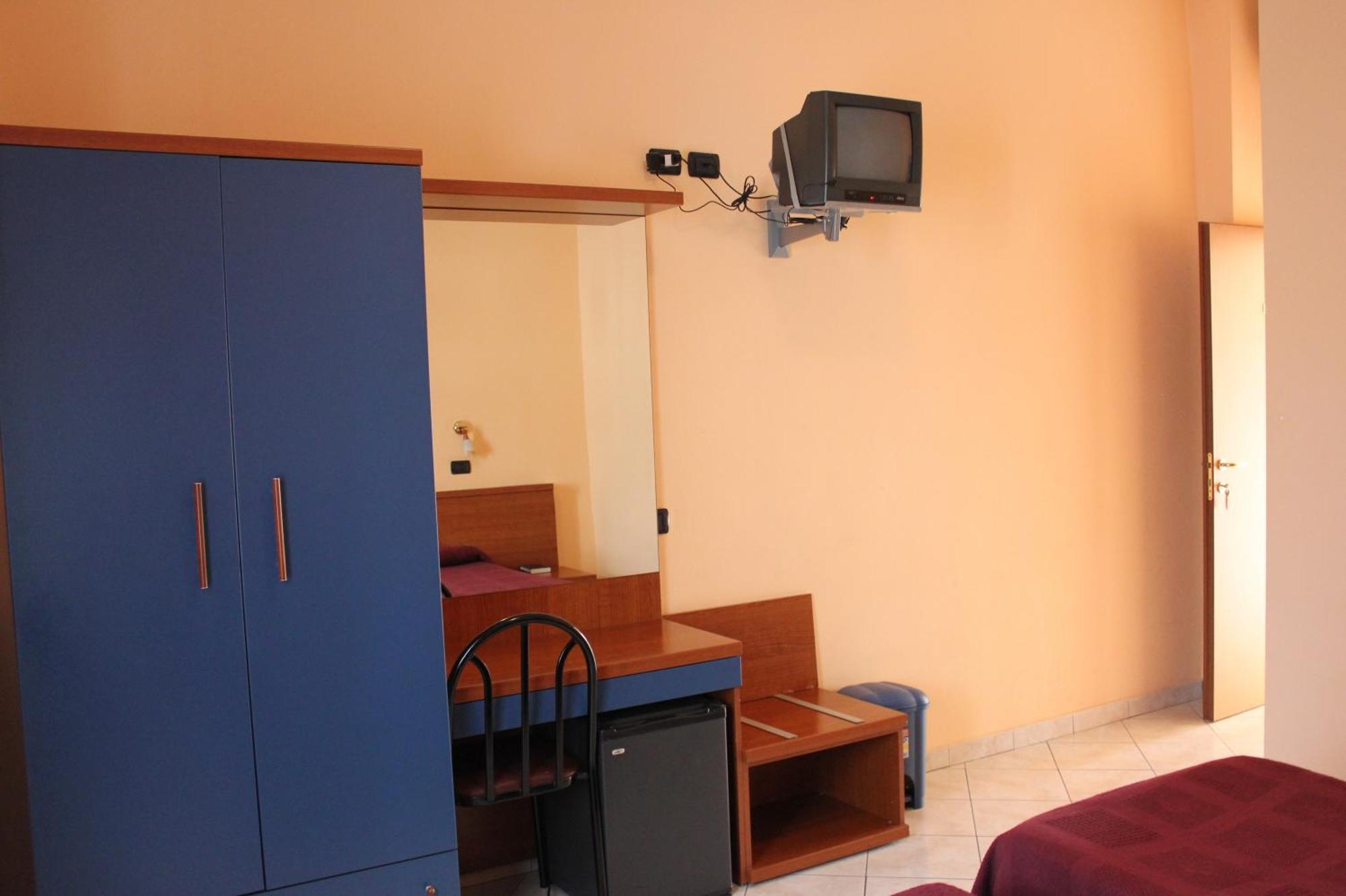 Hotel Legnano Exterior photo